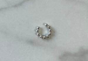 Ear cuff Dotts